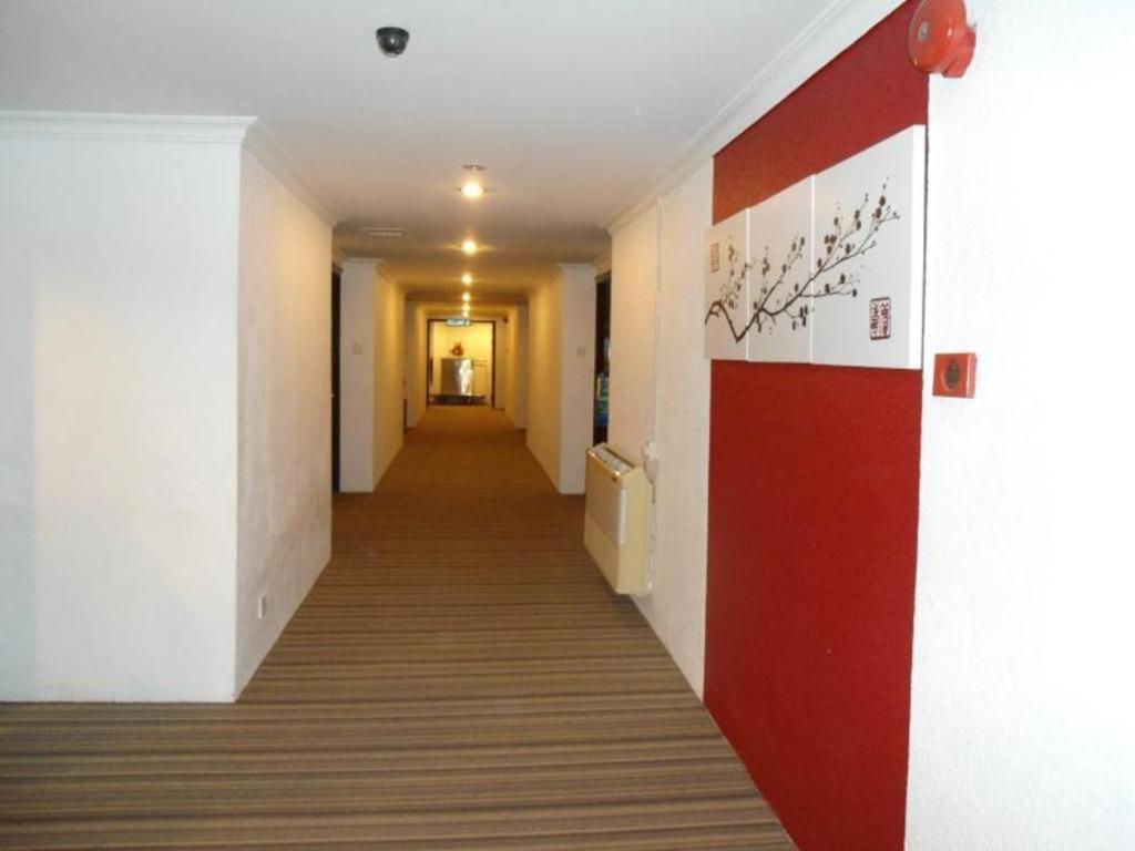 Regent Hotel Bintulu Exterior foto
