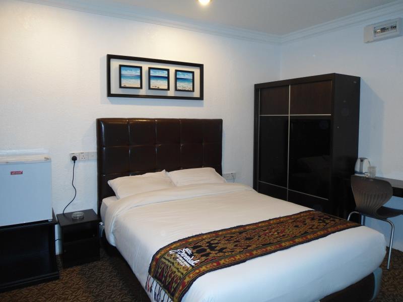 Regent Hotel Bintulu Exterior foto